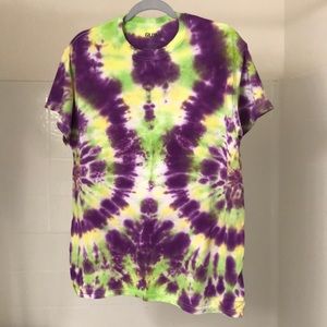 Symmetrical Tie-dye